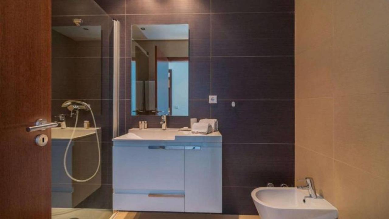 Apartamentos Cavalo Preto Beach Resort 奎特里拉 外观 照片