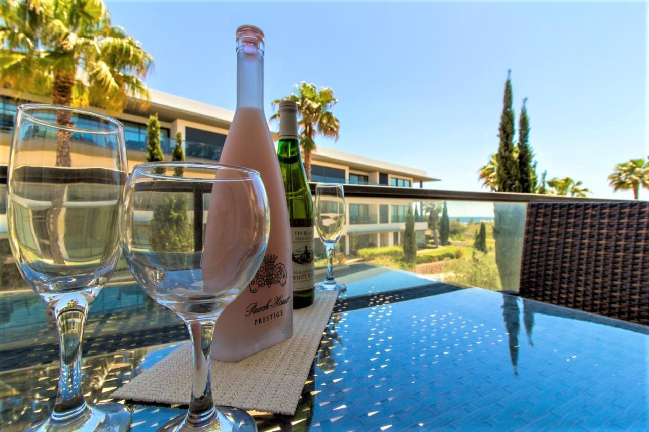 Apartamentos Cavalo Preto Beach Resort 奎特里拉 外观 照片