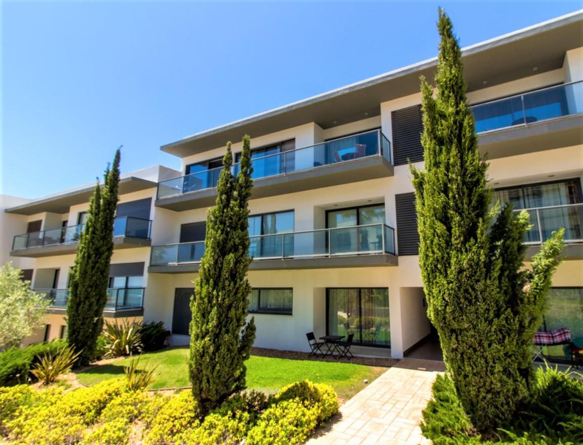 Apartamentos Cavalo Preto Beach Resort 奎特里拉 外观 照片